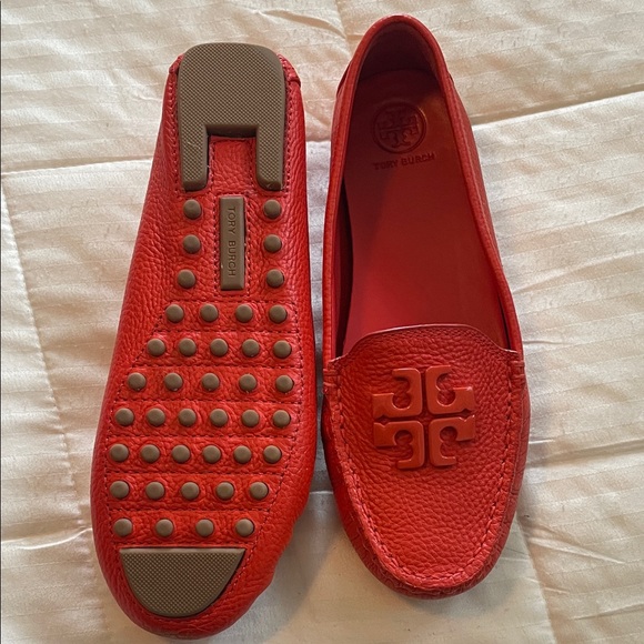 Tory Burch Shoes - Tory Burch Red/Orange Pebbled Leather Logo Driving Loafers